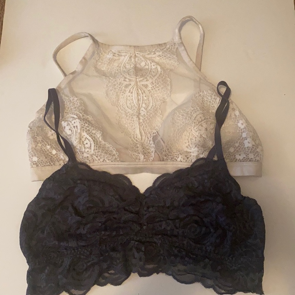 Victoria’s Secret bralette bundle!!
